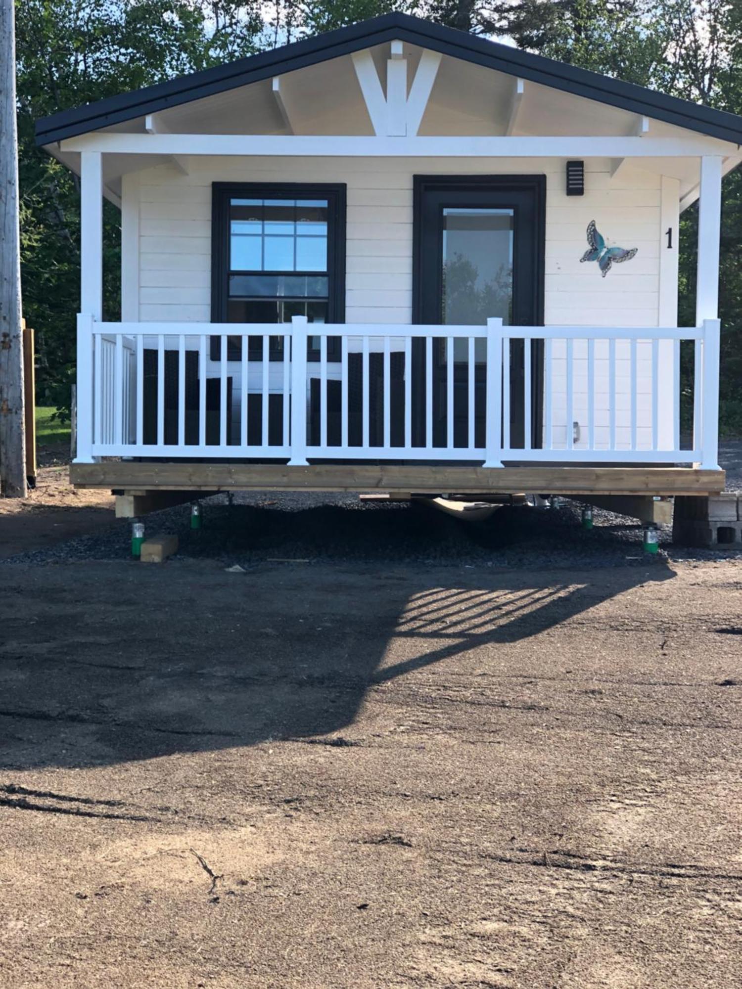 Les Chalets De La Colline Inc بيه سانت كاترين المظهر الخارجي الصورة
